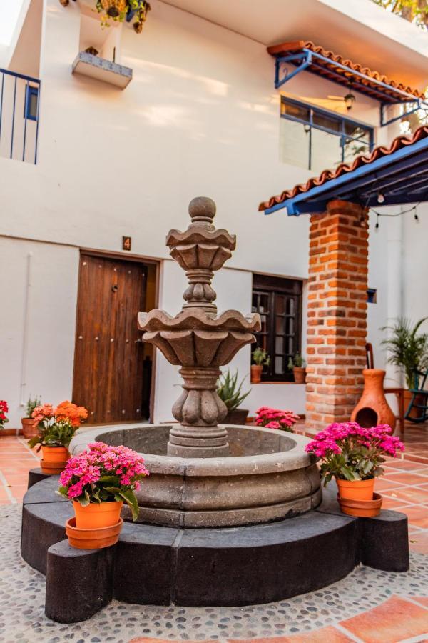 Casa De Hospedaje -La Abadia De San Pedro Guadalajara Exteriör bild