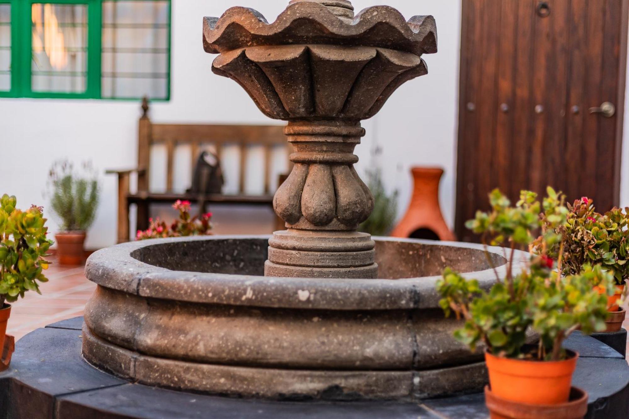 Casa De Hospedaje -La Abadia De San Pedro Guadalajara Exteriör bild